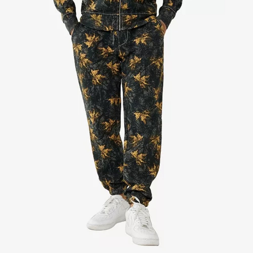 NWOT True Religion T Leaf Joggers